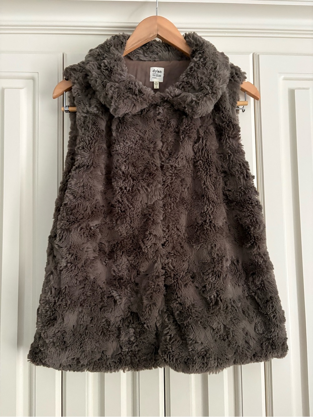 Dylan by True Grit Faux Fur‎ Brown Vest Jacket Size Medium Fuzzy Bohemian